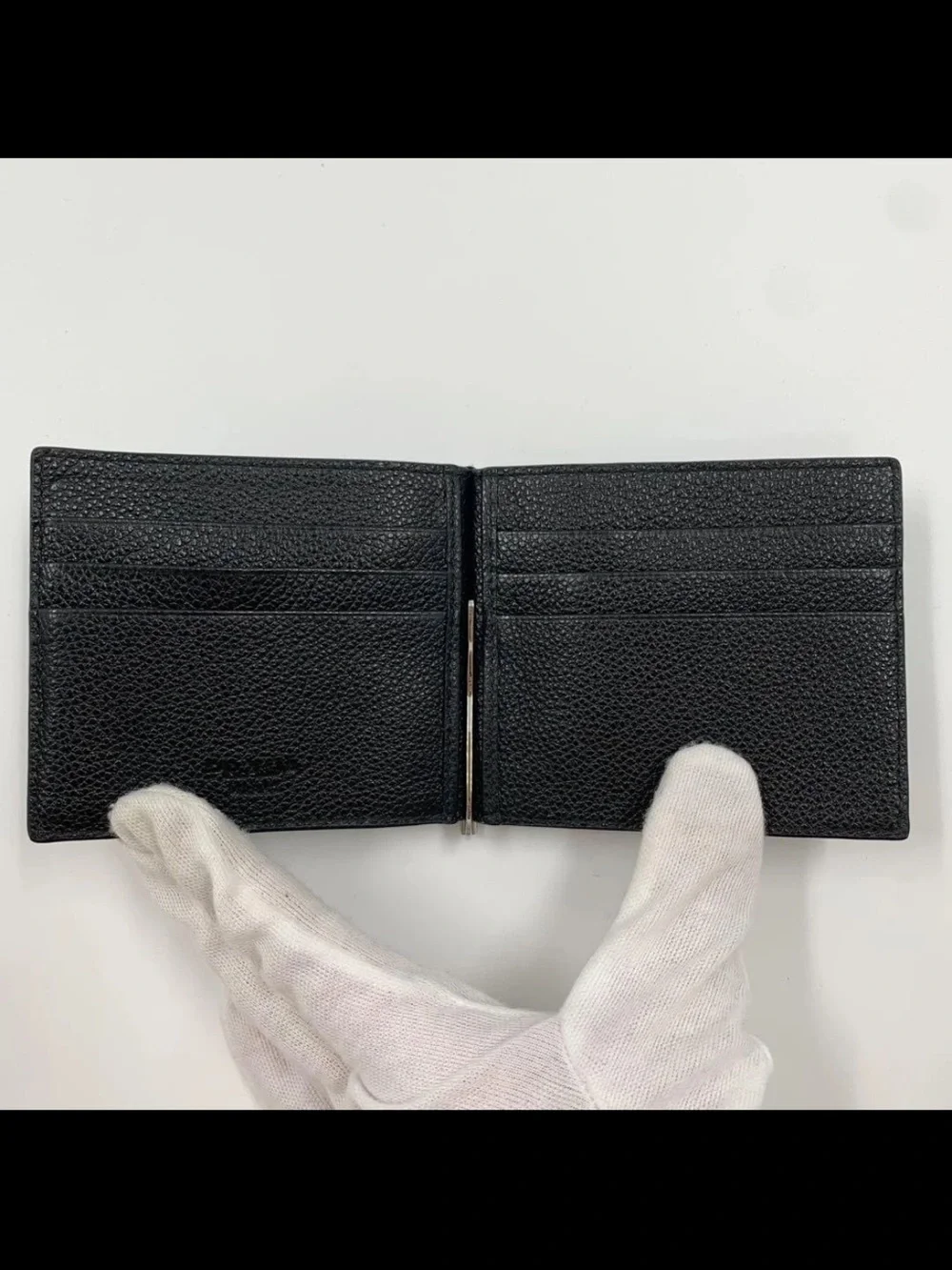 Prada classic money